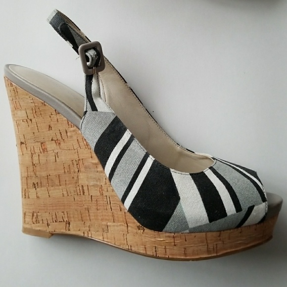 Nine West striped Peep Toe Sling Back Wedge - Picture 4 of 7